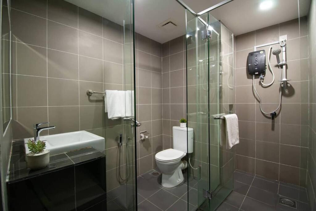 Aeropod Kk Studio Unit 09 Near Airport And City Free Parking Кота Кинабалу Екстериор снимка